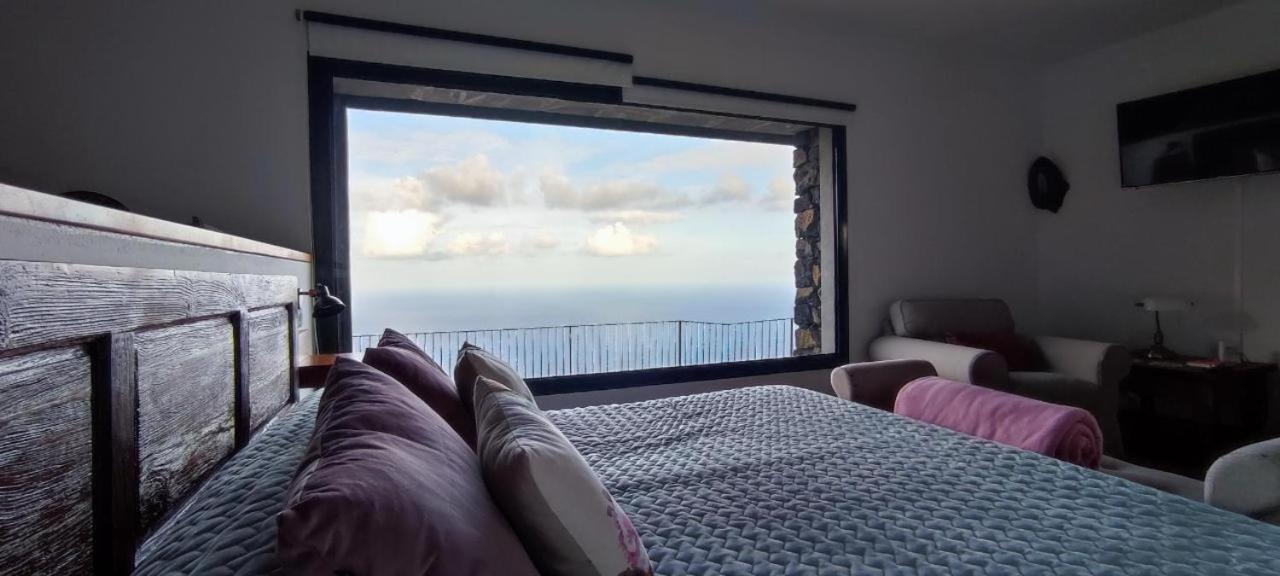 Casa Las Vistas フエンカリエンテ・デ・ラ・パルマ エクステリア 写真